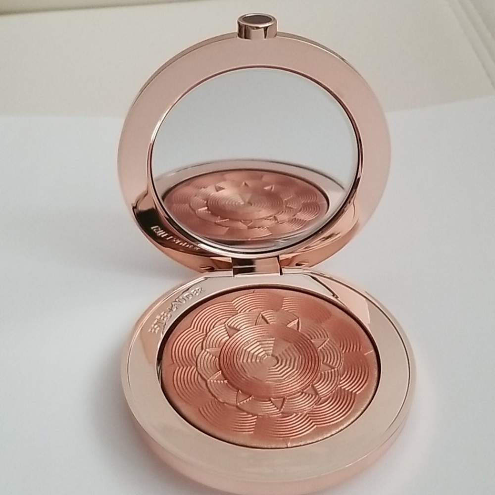 Estee Lauder-Bronze Goddess